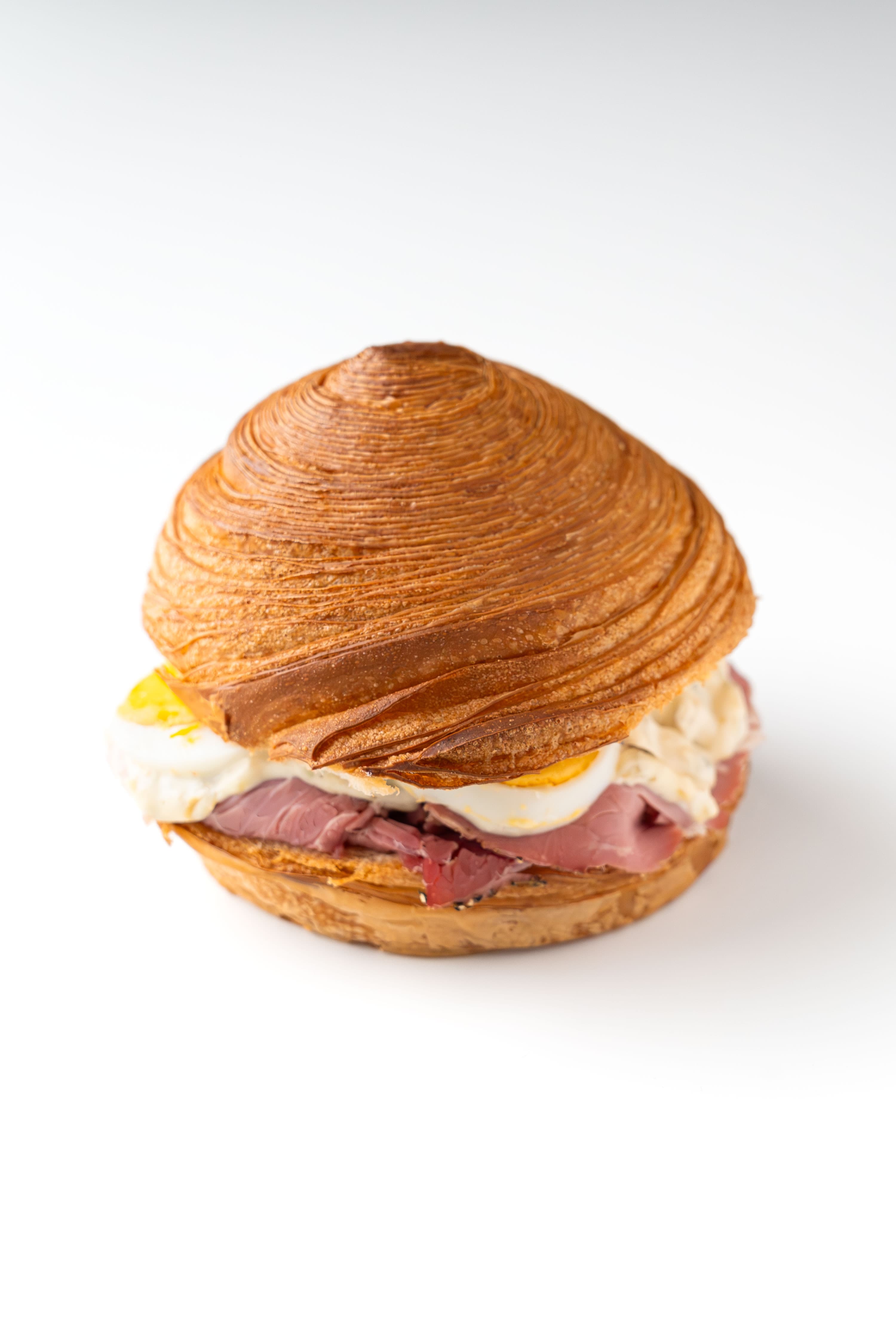 Roll Pastrami