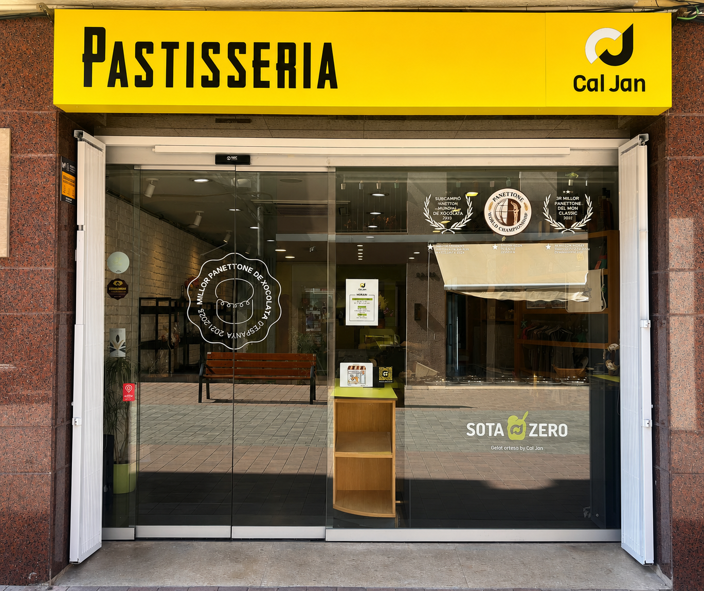 Workshop and Shop